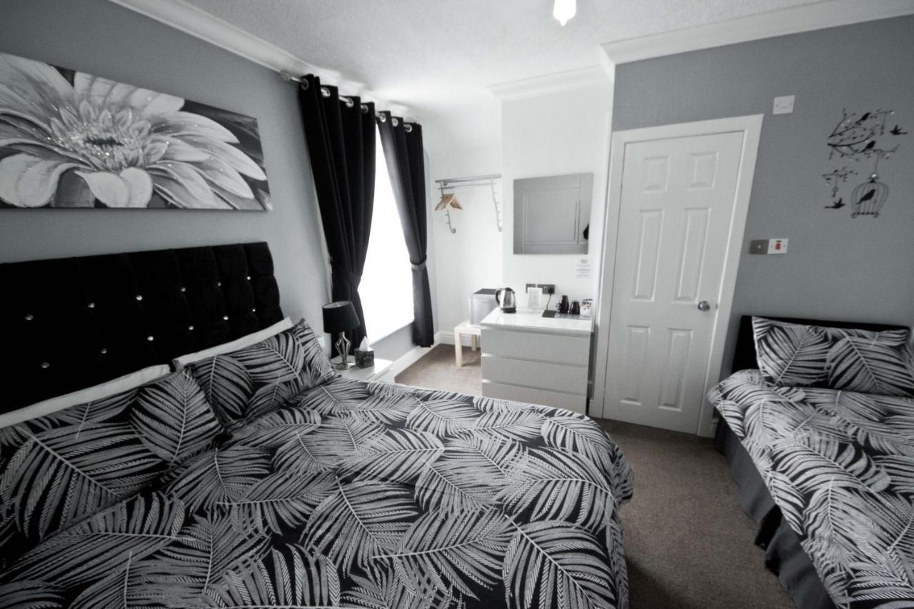 Rossall House , For Families & Couples 블랙풀 외부 사진