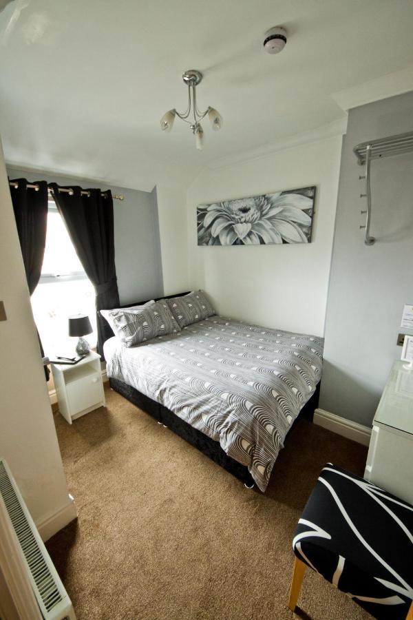 Rossall House , For Families & Couples 블랙풀 외부 사진