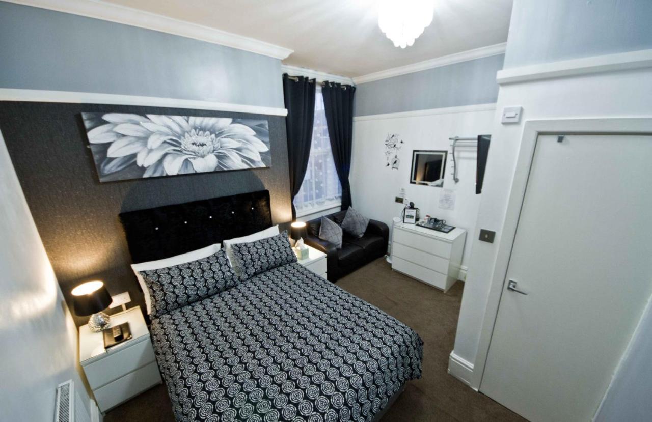 Rossall House , For Families & Couples 블랙풀 외부 사진
