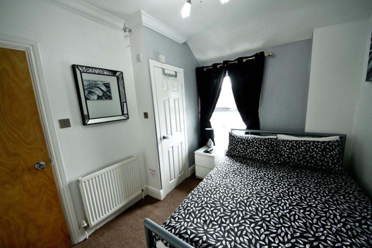 Rossall House , For Families & Couples 블랙풀 외부 사진