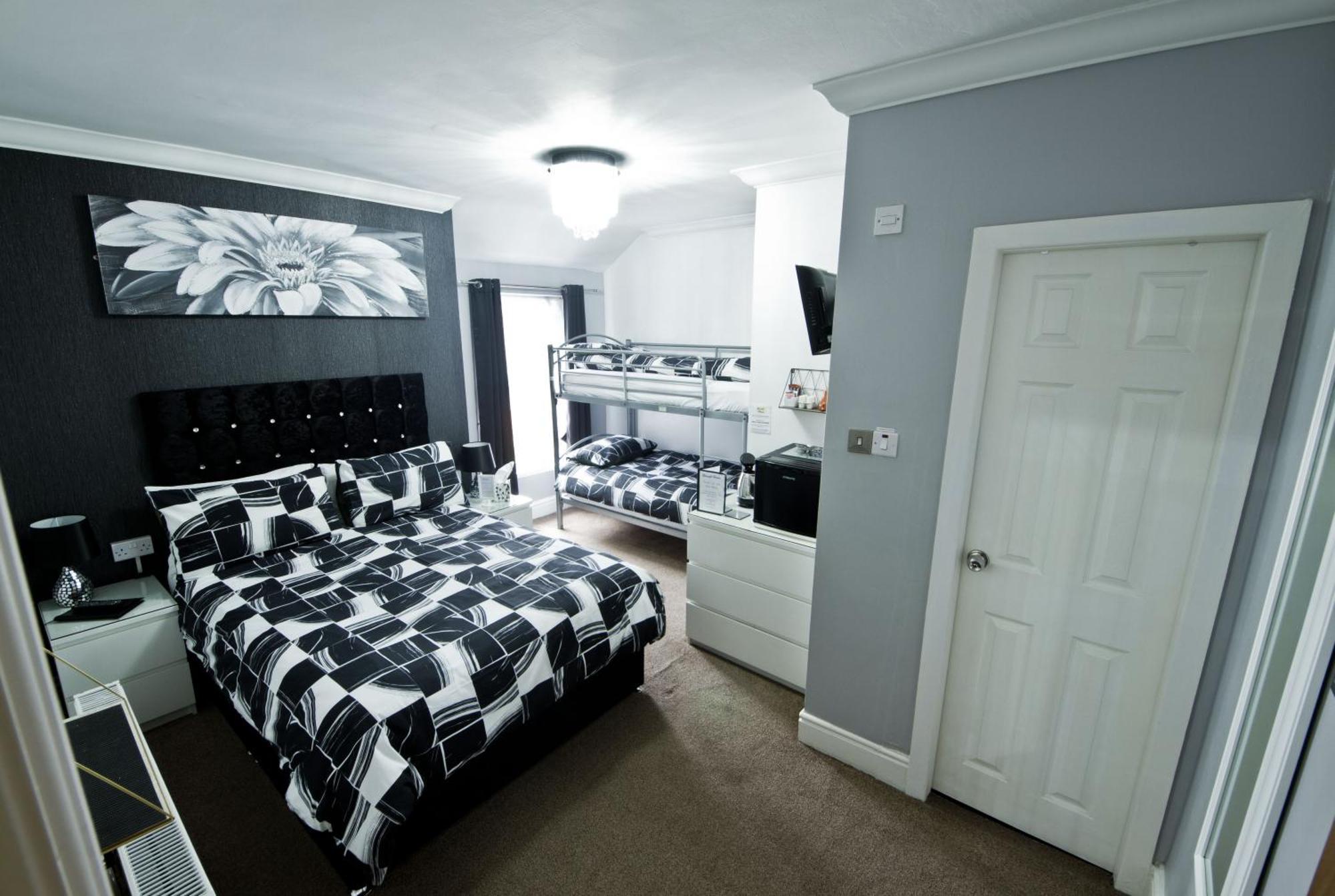 Rossall House , For Families & Couples 블랙풀 외부 사진