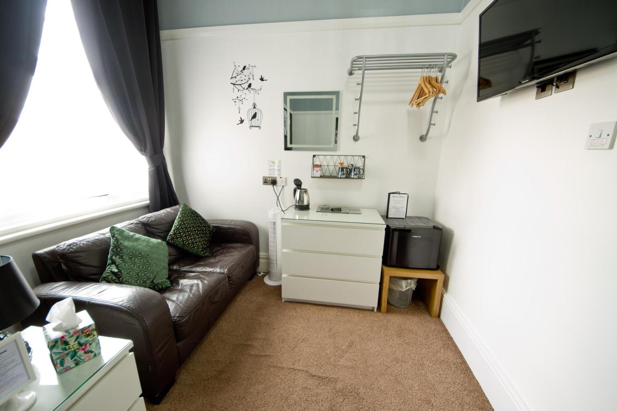 Rossall House , For Families & Couples 블랙풀 외부 사진